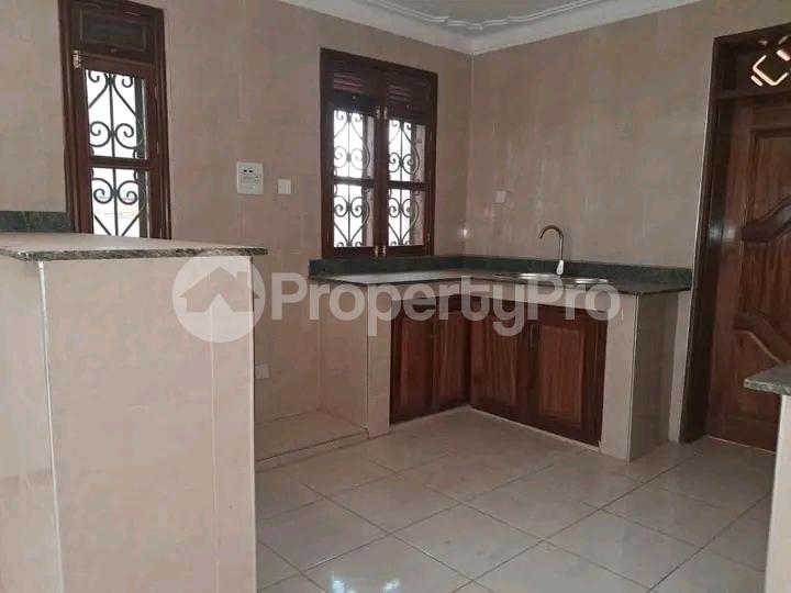 5 bedroom Apartment for rent Kyanja  Kisaasi Kampala Central - 4