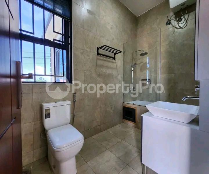 3 bedroom Apartment for rent Namugongo road  Kampala Central Kampala Central - 1