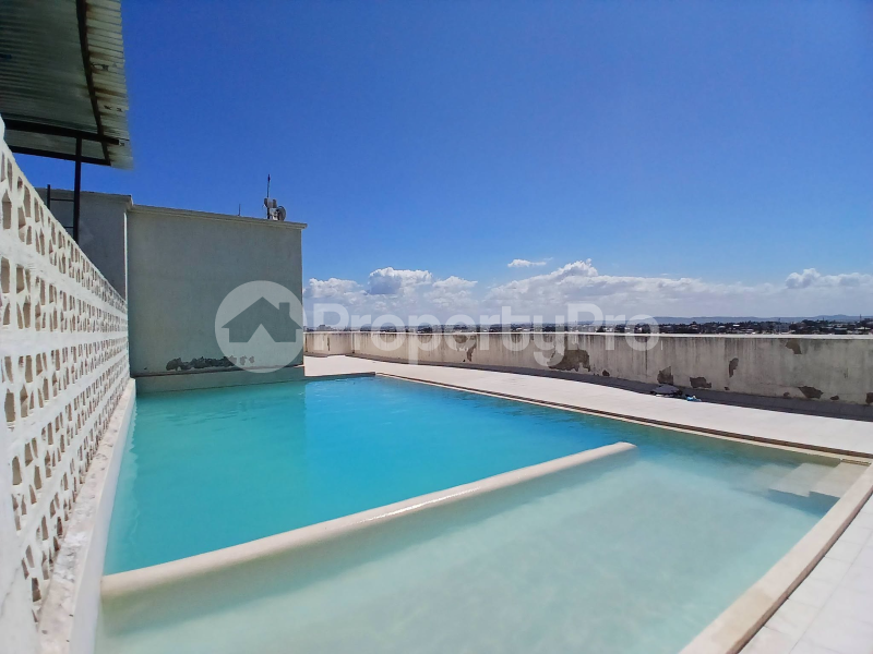 3 bedroom Rooms Flat&Apartment for rent kIsimani Bombolulu Mombasa