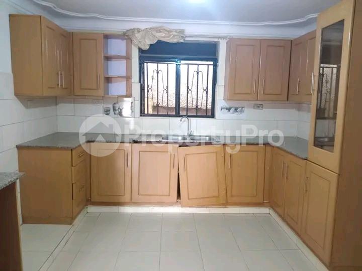 4 bedroom Bungalow Apartment for sale Kira road  Kira Wakiso Central - 11