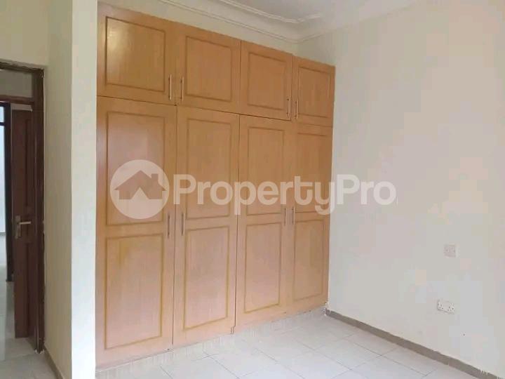 4 bedroom Bungalow Apartment for sale Kira road  Kira Wakiso Central - 2