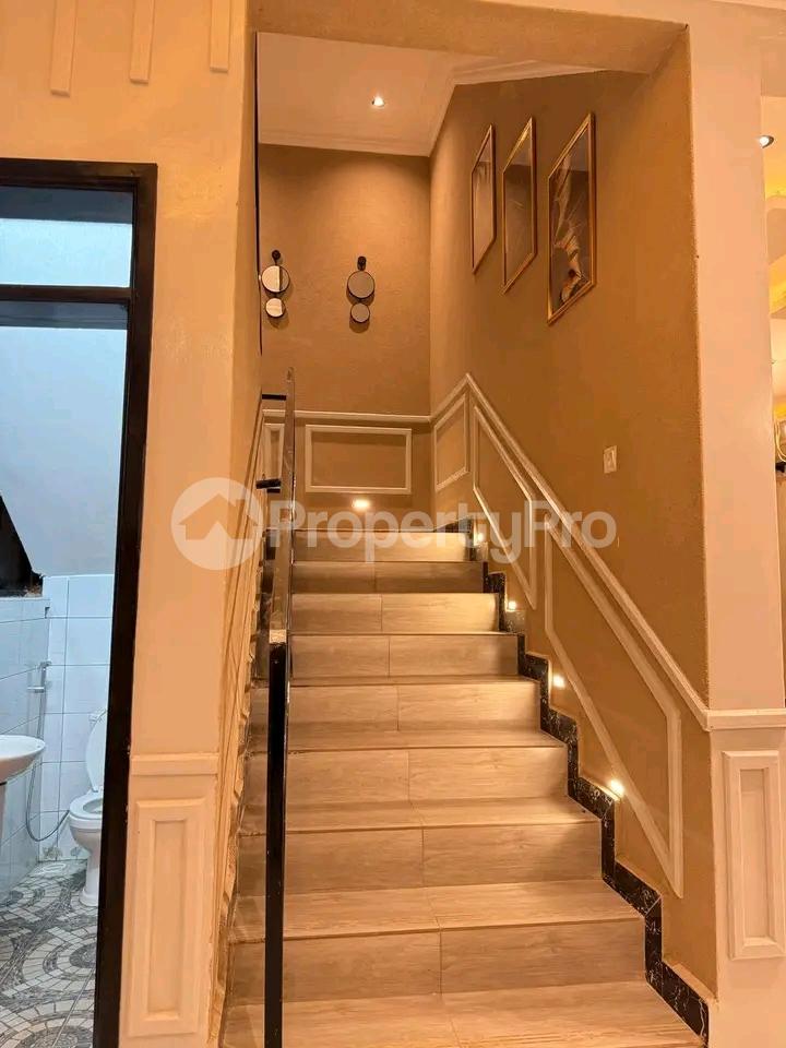 4 bedroom Apartment for sale Kira mameritor road  Kira Wakiso Central - 0