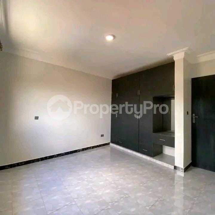 1 bedroom mini flat  Apartment Block Apartment for sale Kyanja road  Kampala Central Kampala Central - 2