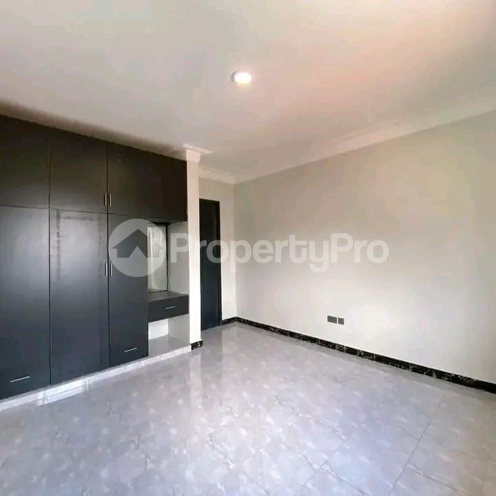 1 bedroom mini flat  Apartment Block Apartment for sale Kyanja road  Kampala Central Kampala Central - 3