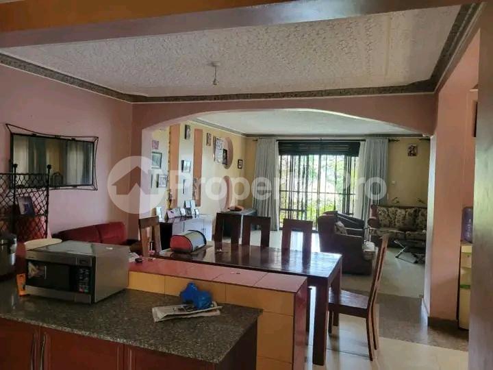 4 bedroom Apartment for sale Naalya road  Kampala Central - 7
