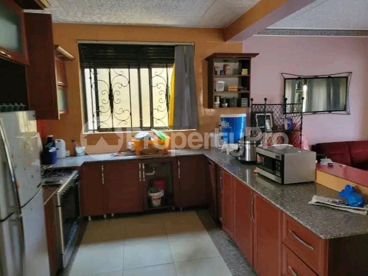4 bedroom Apartment for sale Naalya road  Kampala Central - 6