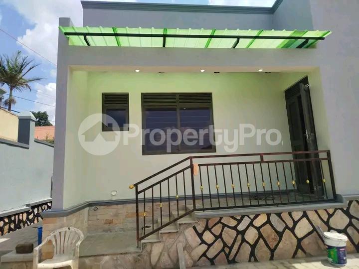 2 bedroom Bungalow Apartment for sale Namugongo road  Kampala Central Kampala Central - 0