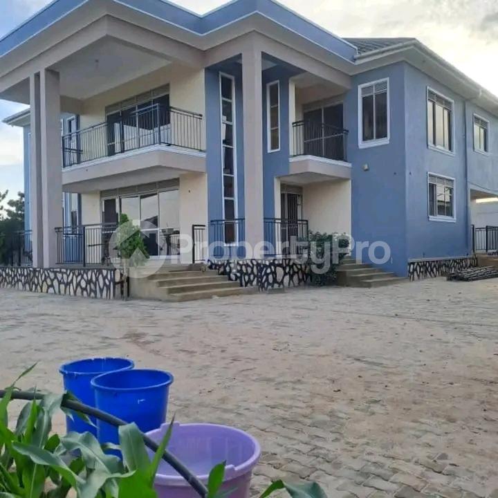 7 bedroom Apartment Block Apartment for sale Entebbe road  Kampala Central Kampala Central - 1