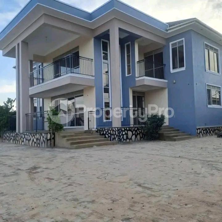 7 bedroom Apartment Block Apartment for sale Entebbe road  Kampala Central Kampala Central - 2