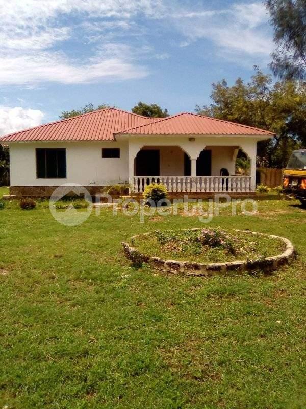 3 bedroom Bungalow Houses for sale Msambweni Area Msambweni Kwale - 6