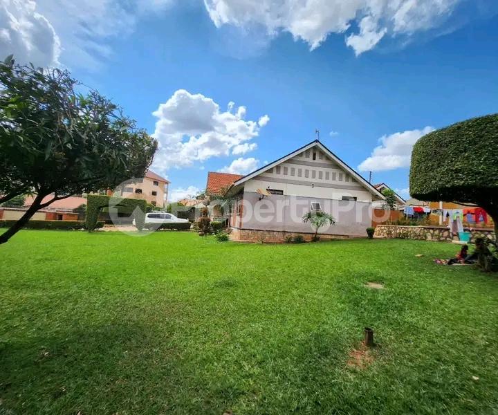 3 bedroom Bungalow Apartment for sale Bukoto road  Kampala Central Kampala Central - 0
