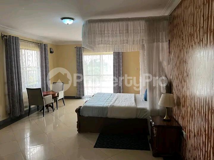 4 bedroom Bungalow Apartment for rent Kyaliwajjala road  Kampala Central - 5