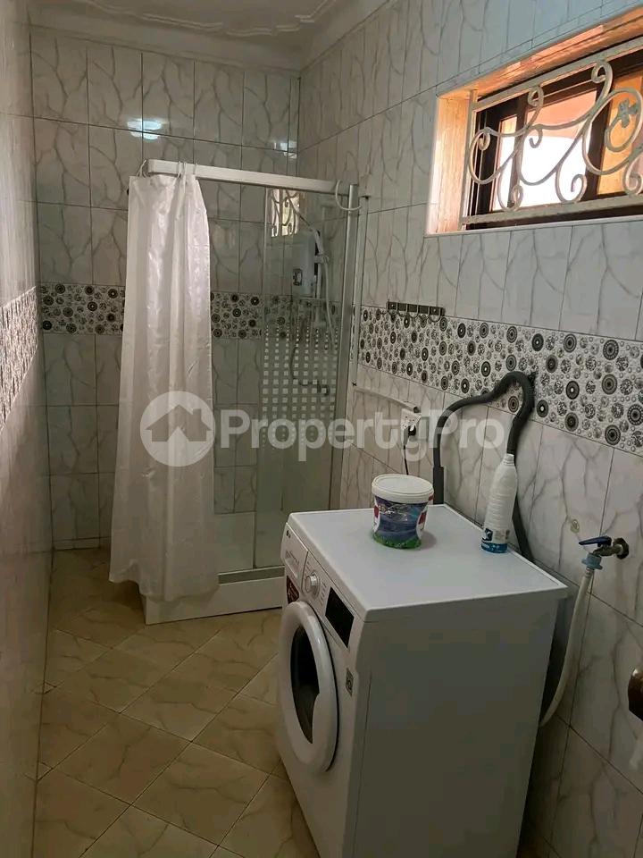 4 bedroom Bungalow Apartment for rent Kyaliwajjala road  Kampala Central - 0