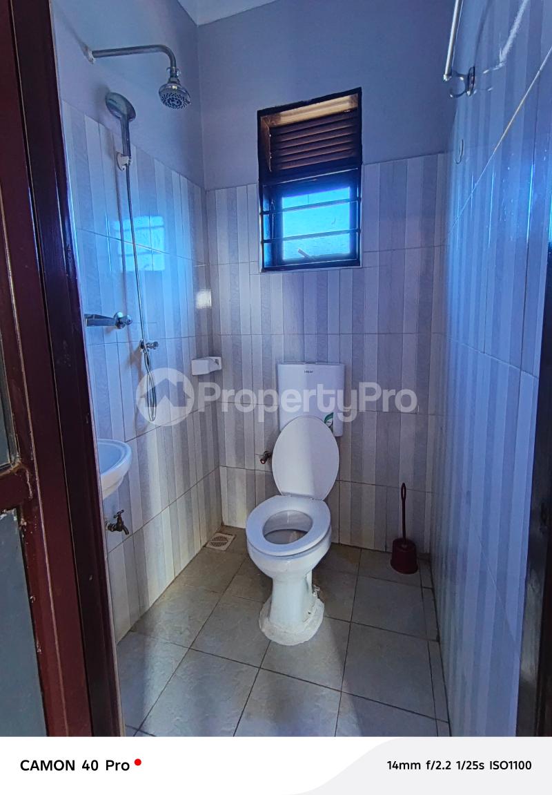 1 bedroom mini flat  Studio Apartment for rent Kisaasi road  Kisaasi Kampala Central - 6