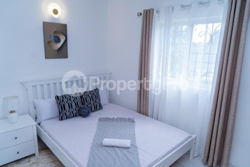 1 bedroom mini flat Townhouse for sale Buxton Point Apartments, Tom