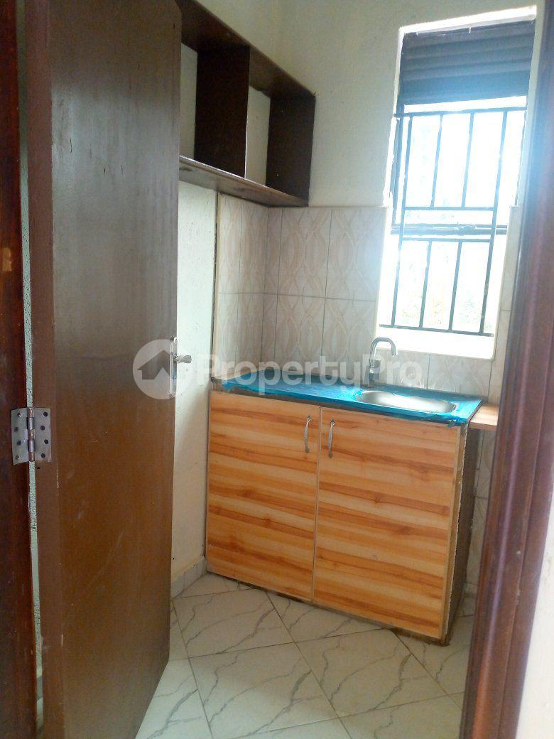 1 bedroom mini flat  Apartment Block Apartment for rent gayaza road Gayaza Wakiso Central - 4