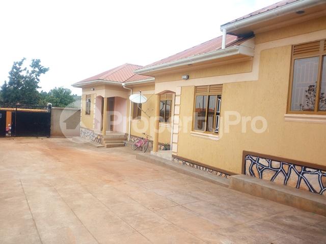 2 bedroom Apartment Block Apartment for rent gayaza road Gayaza Wakiso Central - 11
