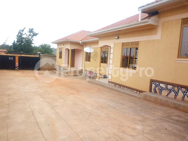 2 bedroom Apartment Block Apartment for rent gayaza road Gayaza Wakiso Central - 12