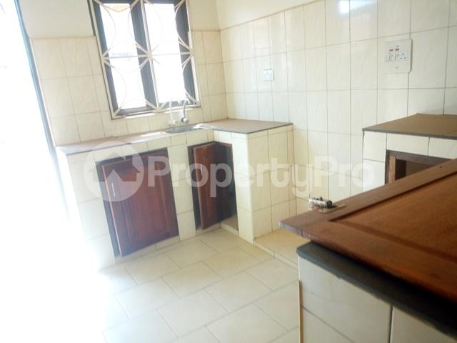 2 bedroom Apartment Block Apartment for rent gayaza road Gayaza Wakiso Central - 4