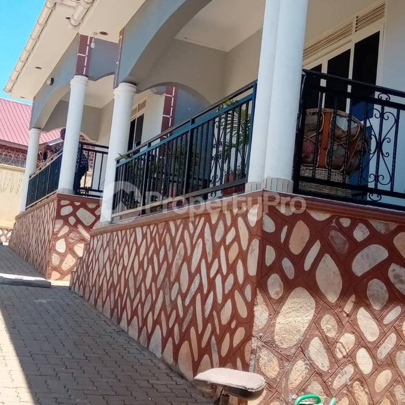 2 bedroom Bungalow Apartment for rent Gayaza road  Gayaza Wakiso Central - 1