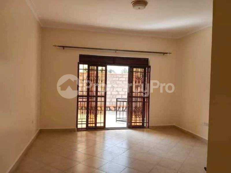 2 bedroom Bungalow Apartment for rent gayaza road Gayaza Wakiso Central - 5