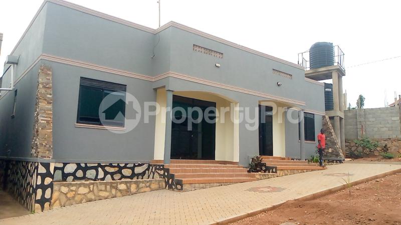 2 bedroom Bungalow Apartment for rent gayaza road Gayaza Wakiso Central - 2