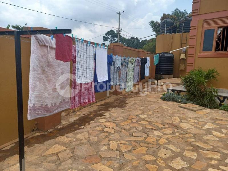1 bedroom mini flat  Bungalow Apartment for rent gayaza road Gayaza Wakiso Central - 3