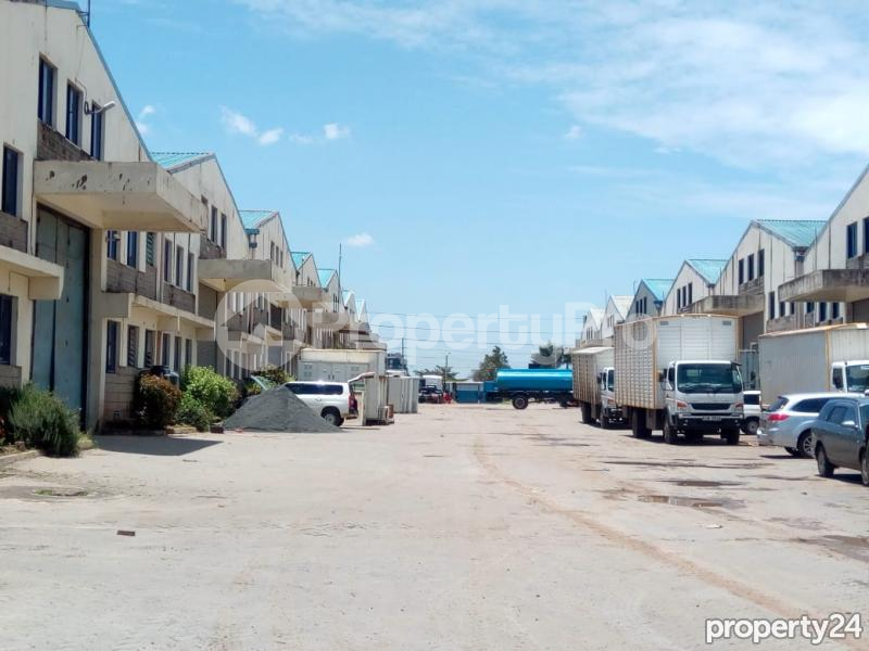 Warehouse Commercial Properties for rent Mombasa Rd Nairobi - 0