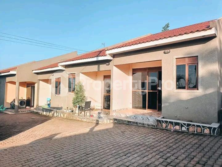 1 bedroom mini flat  Bungalow Apartment for sale Kira road  Kampala Central Kampala Central - 4