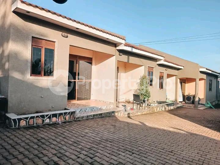 1 bedroom mini flat  Bungalow Apartment for sale Kira road  Kampala Central Kampala Central - 6