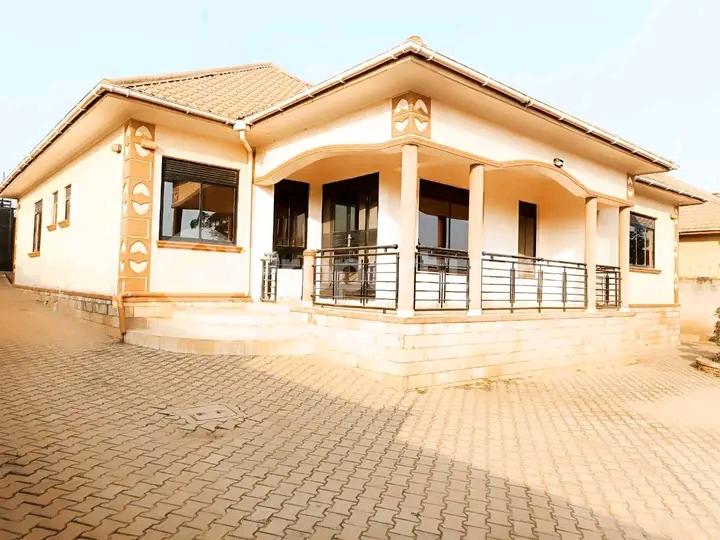 3 bedroom Bungalow Apartment for sale Kyaliwajjala  Kampala Central - 2