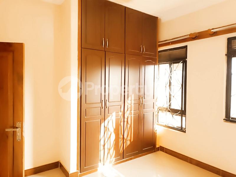 3 bedroom Villa for sale Kyaliwajjara  Kira Wakiso Central - 7