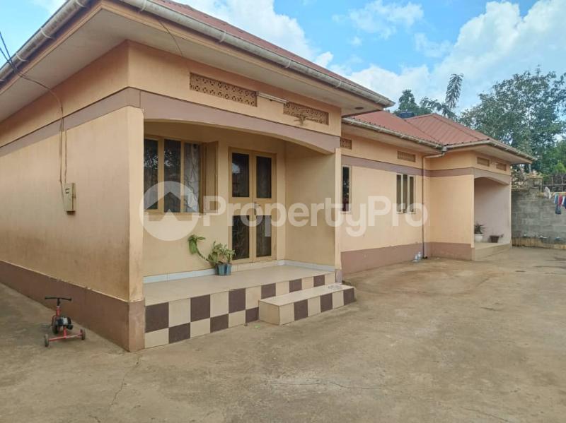 2 bedroom Apartment for sale Bweyogerere kiwanga Kira Wakiso Central - 5