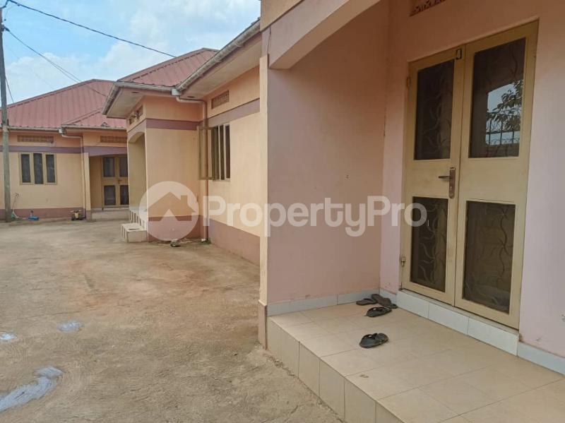 2 bedroom Apartment for sale Bweyogerere kiwanga Kira Wakiso Central - 1