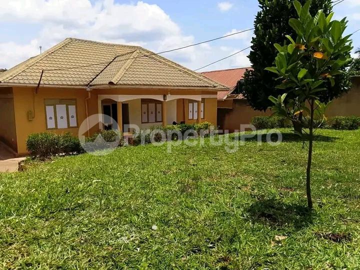 3 bedroom Bungalow Apartment for sale Kira road  Kampala Central Kampala Central - 0