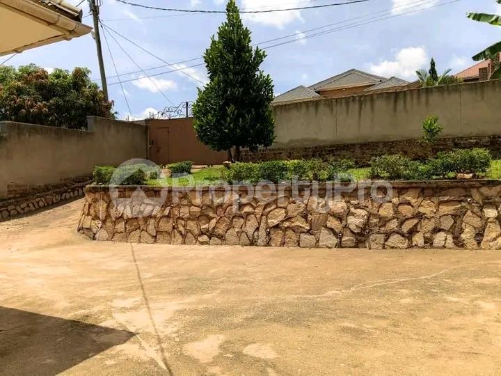 3 bedroom Bungalow Apartment for sale Kira road  Kampala Central Kampala Central - 2