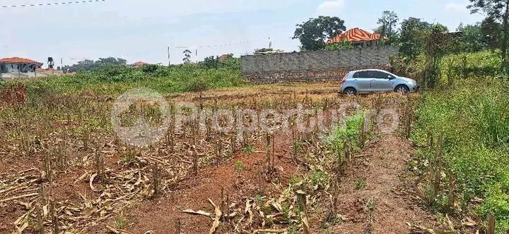 Land for sale Namugongo road  Kampala Central - 2