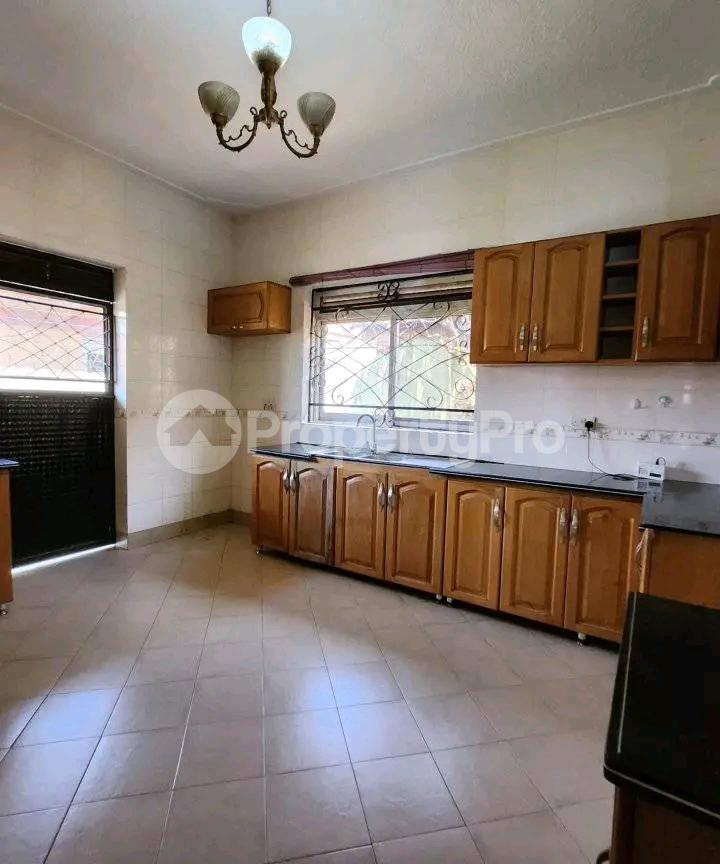 4 bedroom Bungalow Apartment for rent Najjera  Kampala Central Kampala Central - 7