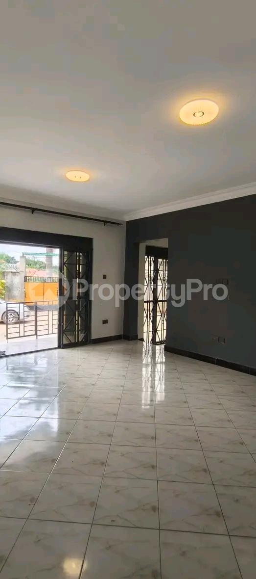 3 bedroom Apartment for rent Kisaasi road  Kampala Central Kampala Central - 3