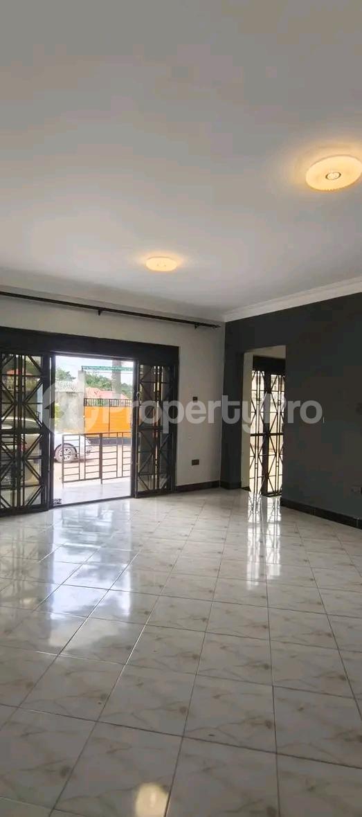 3 bedroom Apartment for rent Kisaasi road  Kampala Central Kampala Central - 4