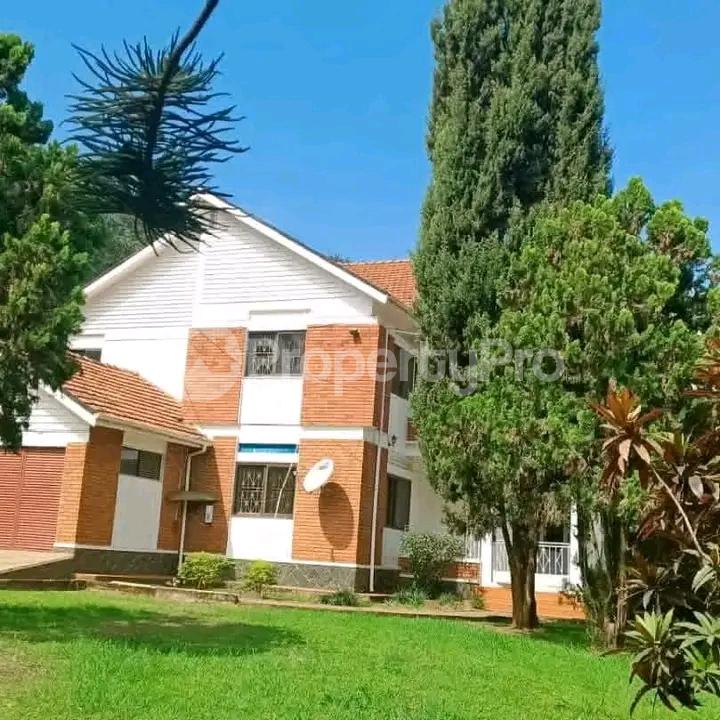 6 bedroom Bungalow Apartment for rent Naguru road  Kampala Central Kampala Central - 4