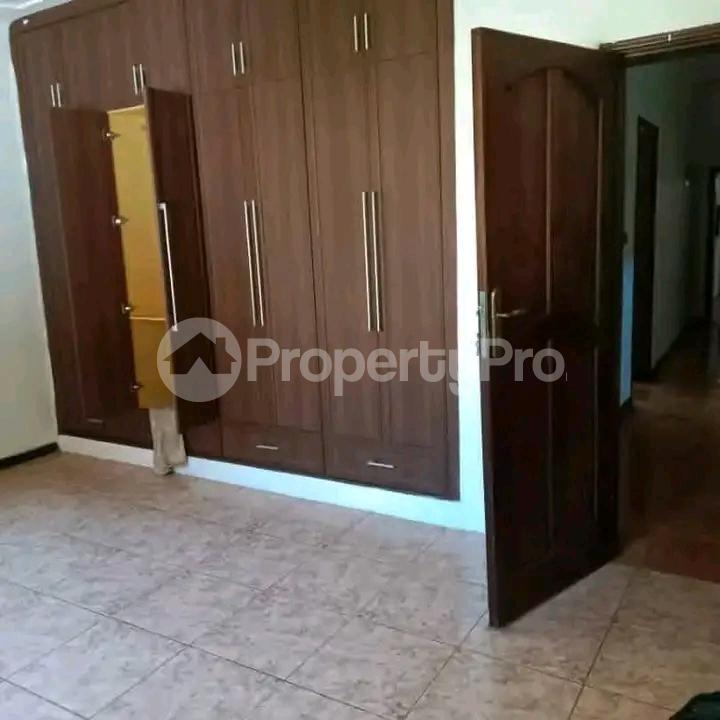 6 bedroom Bungalow Apartment for rent Naguru road  Kampala Central Kampala Central - 2