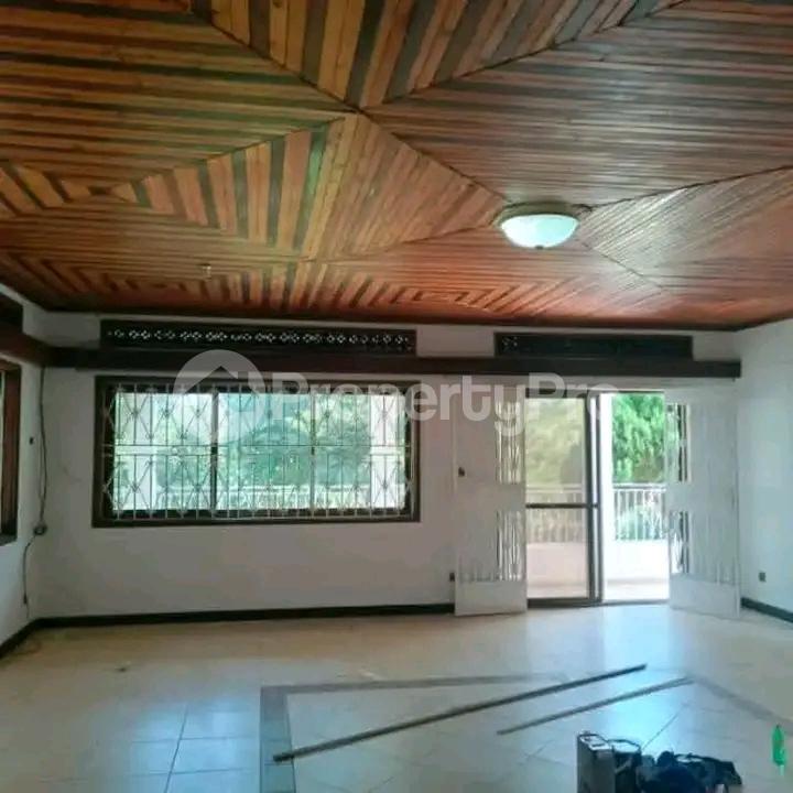 6 bedroom Bungalow Apartment for rent Naguru road  Kampala Central Kampala Central - 3