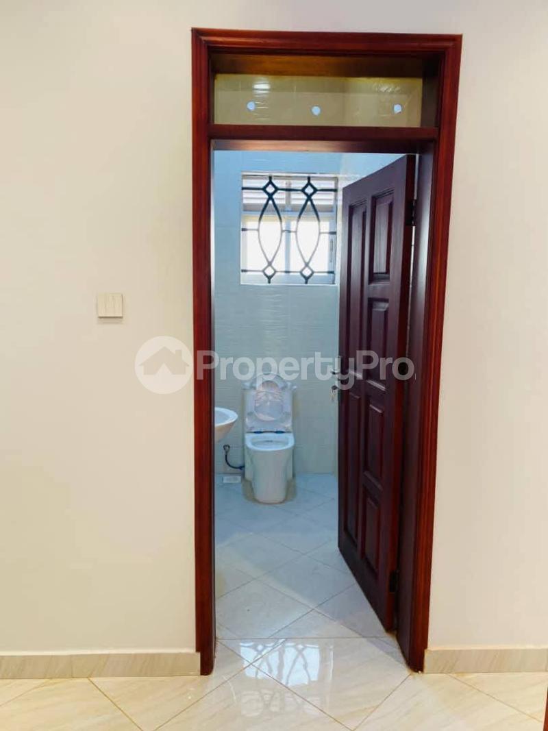 4 bedroom Villa for sale Entebbe road bwebajja  Kampala Central Kampala Central - 5