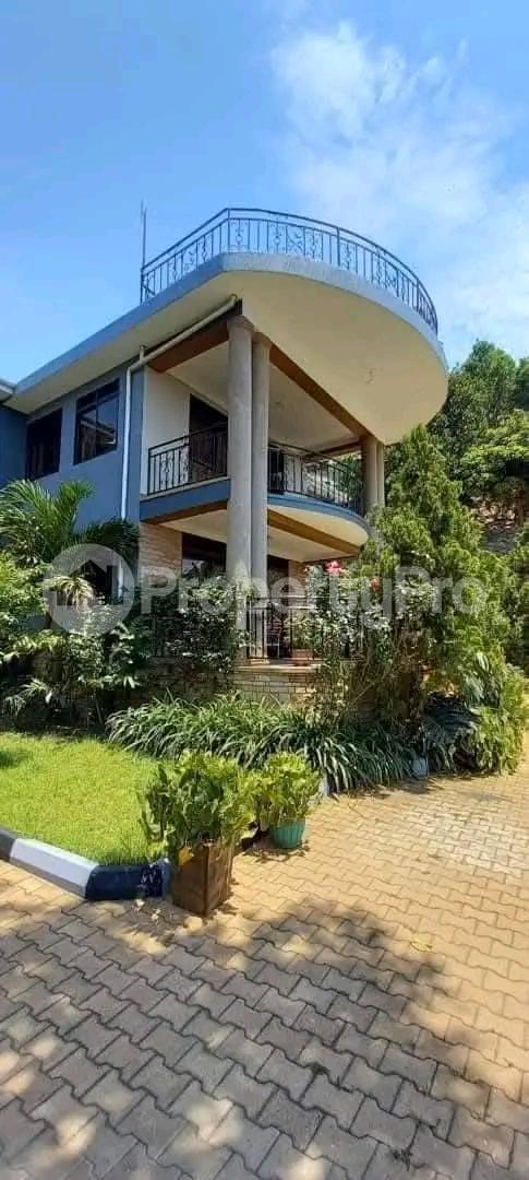 4 bedroom Villa for sale Buziga  Makindye Kampala Central - 9