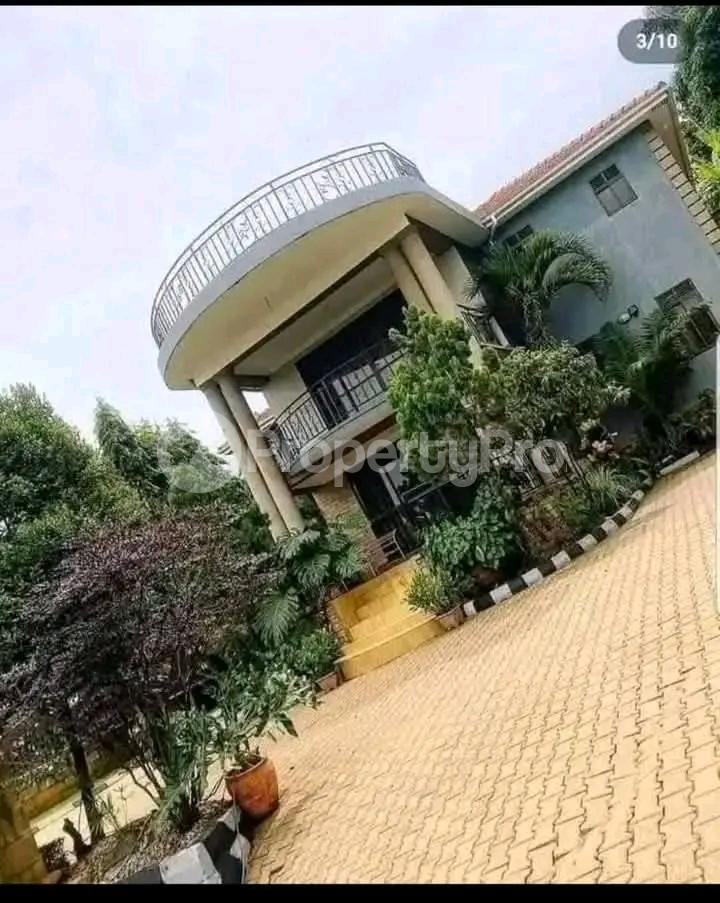 4 bedroom Villa for sale Buziga  Makindye Kampala Central - 0