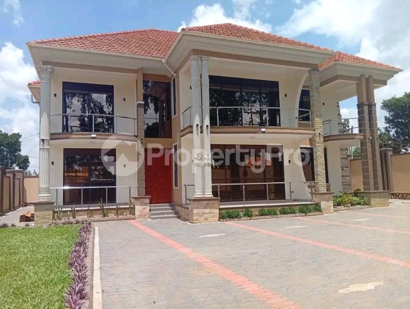 7 bedroom Villa for sale Kira kasangati road  Kira Wakiso Central - 0