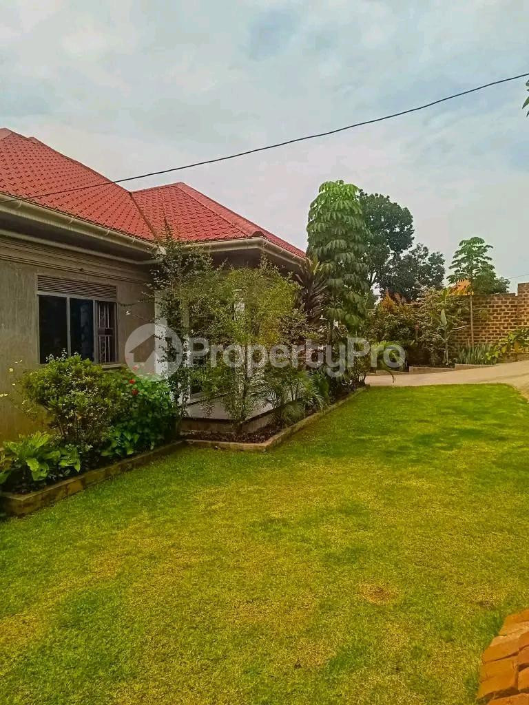 3 bedroom Villa for sale Wakiso nkoowe Nabweru Wakiso Central - 6