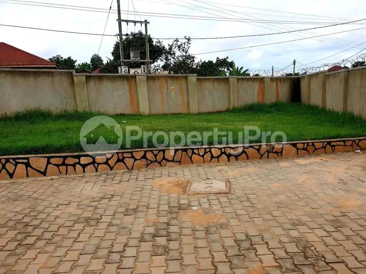 4 bedroom Bungalow Apartment for sale Namugongo seeta road  Kampala Central Kampala Central - 0