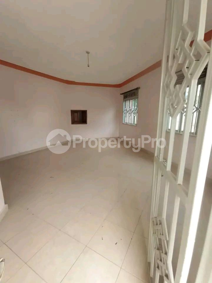 3 bedroom Bungalow Apartment for sale Najjera road  Kampala Central Kampala Central - 4
